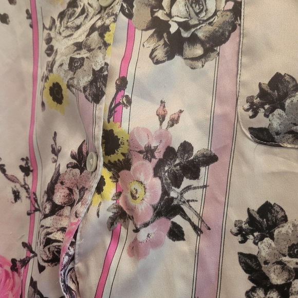 Victoria’s Secret Women’s Sleep Shirt Bundle Size Large Bee & Floral Print Print - Picture 10 of 11